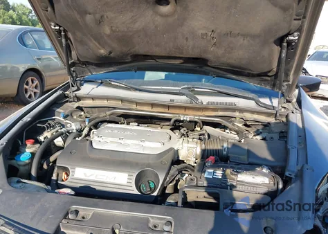 2008 Honda Accord 3.5 Ex-L из США, поврежденный, VIN 1HGCS22888A015522